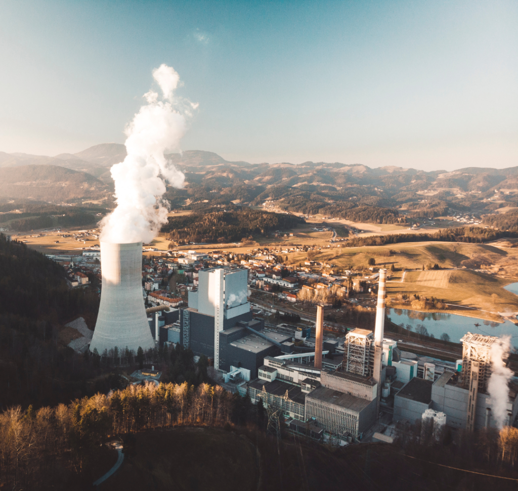 En la imagen se muestra una refinería
