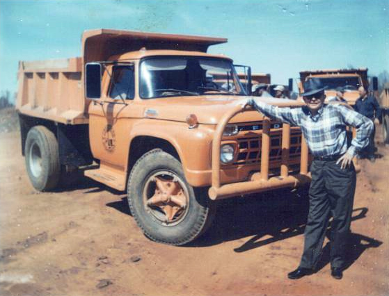 En la imagen se muestra un camión de 1970