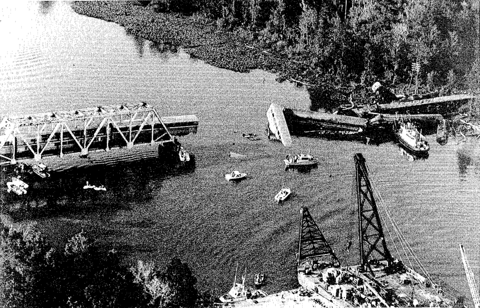 En la imagen se muestra el accidente del puente Big Bayout Canot