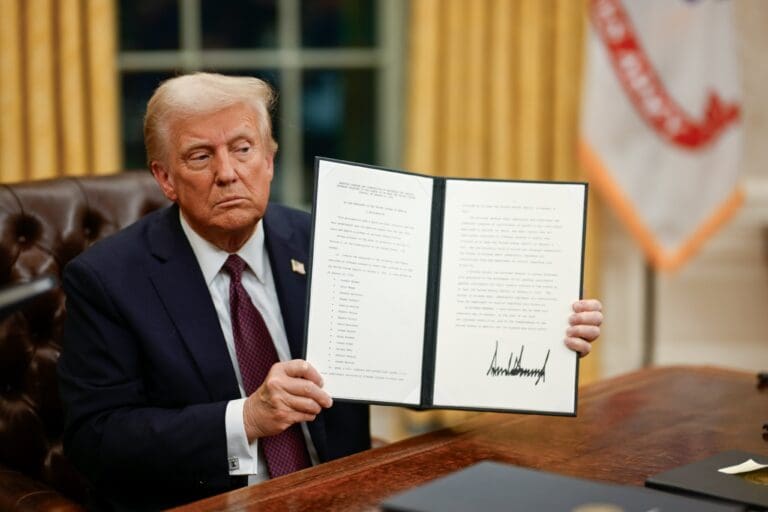 En la imagen se muestra al presidente Donald Trump