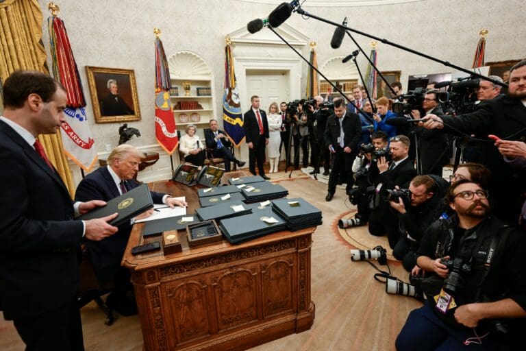 En la imagen se muestra al presidente Donald Trump