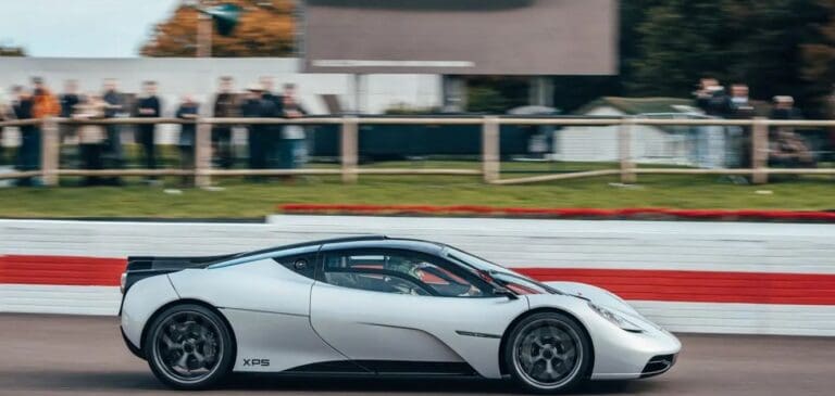 The 10 most expensive and luxurious cars of 2024