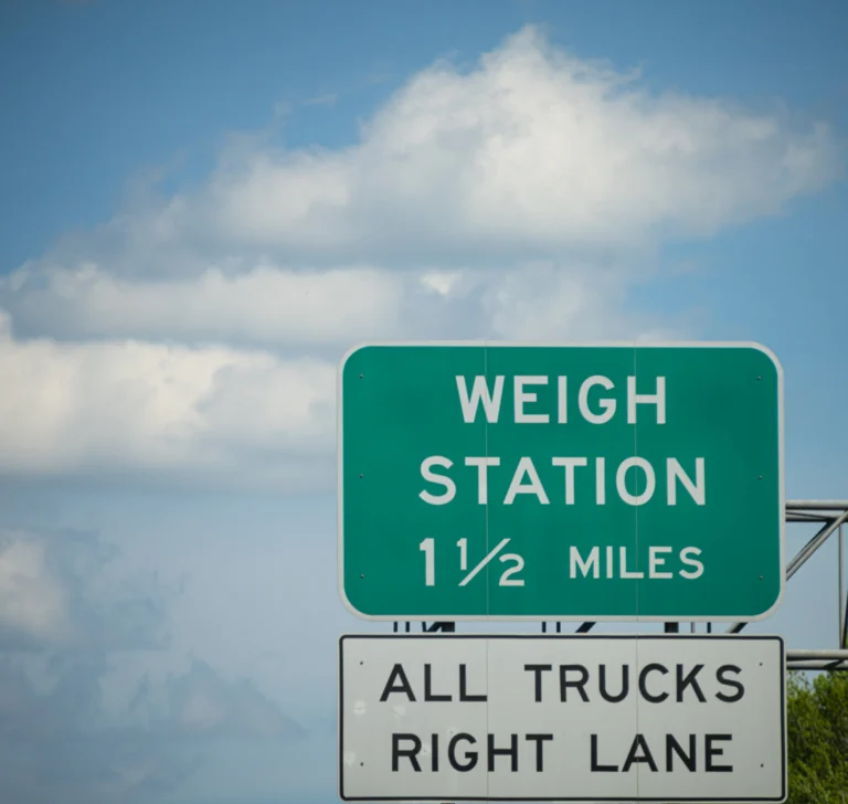 Florida inspeccionará a los camioneros inmigrantes en las estaciones de pesaje