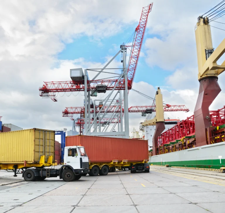 Los expertos en transporte comparten su preocupación por el nuevo plan arancelario