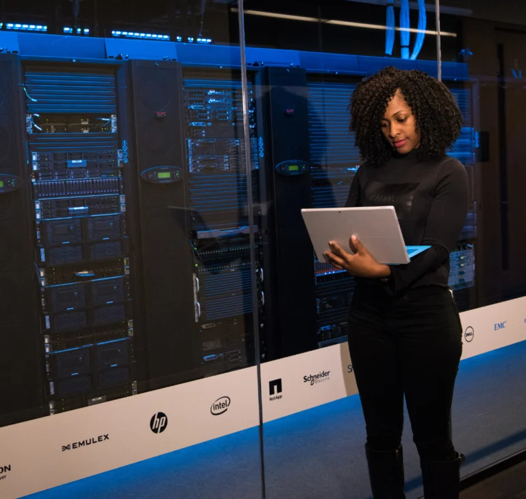 Aurora y McLeod Software colaboran para apoyar la adopción de camiones autónomos