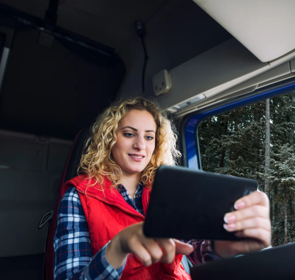 Alerta para flotas: tres ELD eliminados de la lista aprobada por la FMCSA