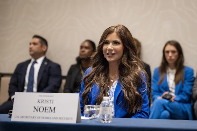 Operación Midway Blitz en Indiana detiene a 146 conductores