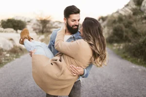 Love on the open road: the best dating apps for truckers