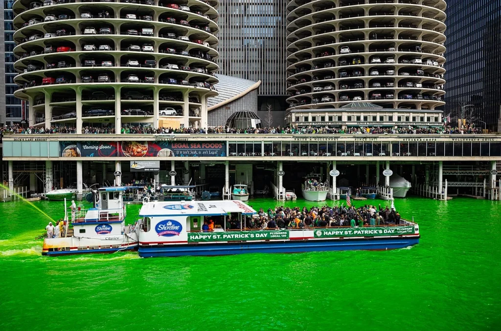 El motor oculto del Día de San Patricio: la logística y la migración